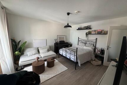 1-Zimmer-Wohnung in zentraler Lage - ab 15.05. verfügbar - Stuttgart Stuttgart-Mitte