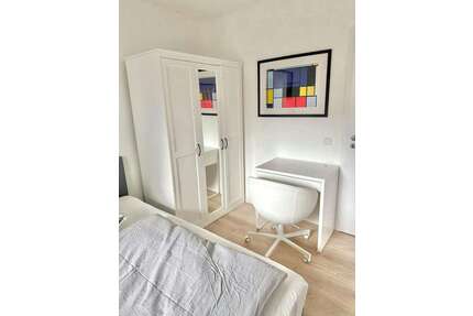 WG-Zimmer in Düsseldorf 700,00 € 20 m²