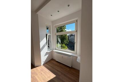 2 Zimmer 94 m² Altbauwohnung, komplett renoviert - Schwelm