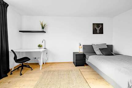 WG-Zimmer in München 890,00 € 19 m²