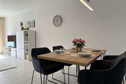 Möbliert: Renovierte, ruhige, sonnige 2-Zimmer Wohnung gegenüber Arcaden - Muenchen Pasing-Obermenzing