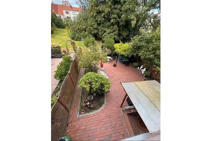 5 Zimmer Wohnung in BHV Lehe mit Dachboden, Garten und Keller - Bremerhaven