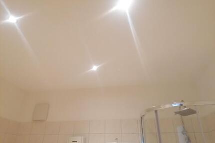 3 Raum Zimmer Wohnung 2.OG Dusche+Wanne Balkon - Altenburg