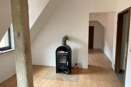 Frisch renovierte 3 Zimmer Küche Bad in Altsaarbrücken