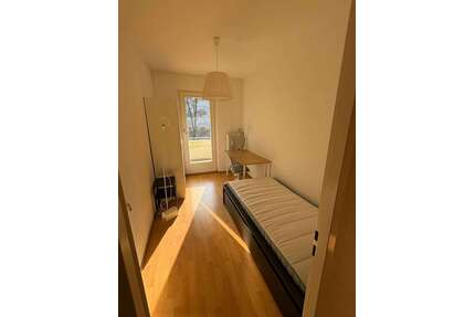 WG-Zimmer in Berlin 595,00 € 10 m²
