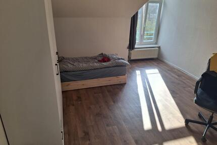 Möbiliertes WG Zimmer in weglos Pauschalmiete - Oldenburg Alexandersfeld