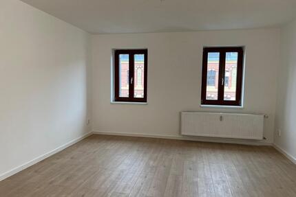 Charmante 2-Zimmer DG Wohnung | 72 m² | Wohnküche | WG geeignet - Magdeburg