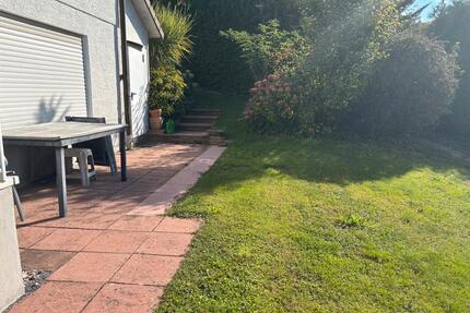 Schöne, ruhige 3-Zimmer Souterrain-EG Wohnung rd. 97 qm Waldbr - Waldbronn