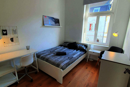 WG-Zimmer in Bonn 760,00 € 9 m²