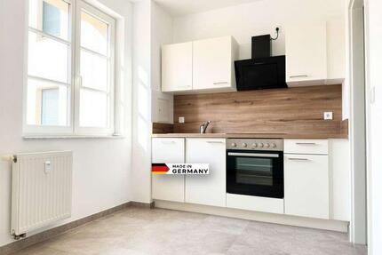 Modern & hochwertig! 2-Raum-Wohung mit EBK & Balkon - Leipzig Südost