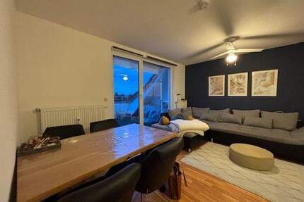 * Mockau * 2 Zimmer * KücheBad mit Fenster * Wanne * Dachloggia * - Leipzig Mockau-Nord