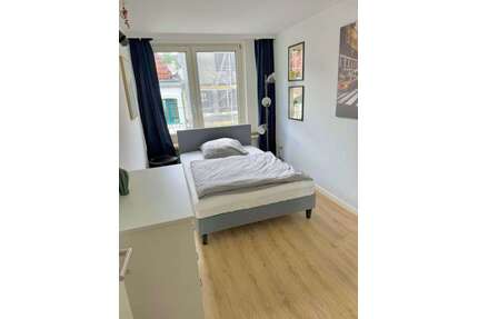 WG-Zimmer in Düsseldorf 799,00 € 20 m²