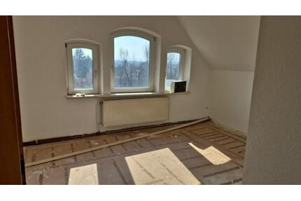 Familien aufgepasst! Großzügige 4-Zimmer Wohnung - Gotha