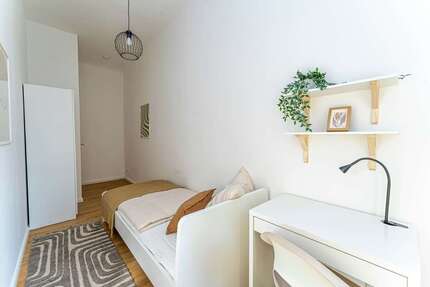 WG-Zimmer in Berlin 580,00 € 11 m²