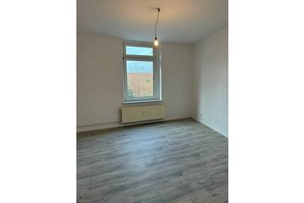 Sehr schöne renovierte 2 Zimmer Wohnung in Gelsenkirchen zu vermieten