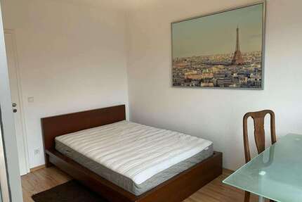 WG-Zimmer in Eschborn 730,00 € 15 m²