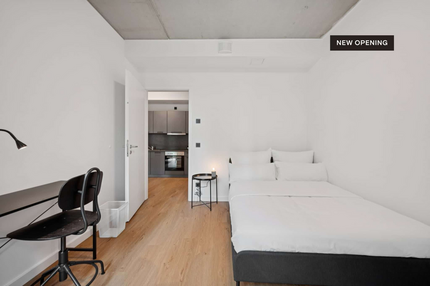 WG-Zimmer in Berlin 615,00 € 10 m²