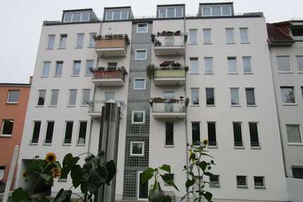 Wohnung zum Mieten in Magdeburg 465,00 € 62 m²