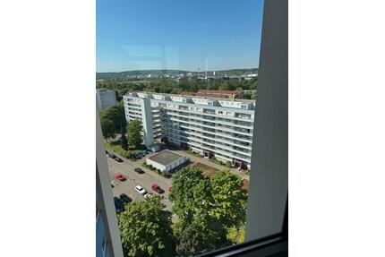 Sonnige 2 Zimmer wohnung möbliert in Stuttgart Fasanenhof