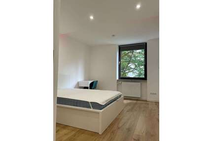 WG-Zimmer in München 840,00 € 13 m²