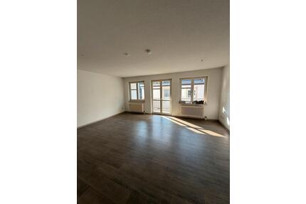 Schöne 3 Zimmer Wohnung mit Balkon WBS wird benötigt!!! - Altena