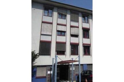 Mitten drin ! Schöne 2 Zimmer Wohnung im Kern Stuttgarts