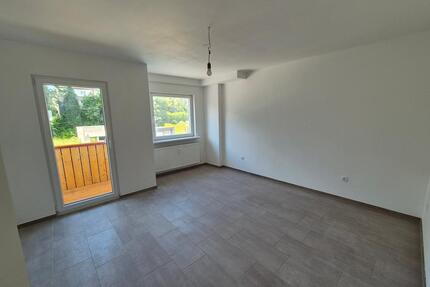 helle 3 Zimmer Wohnung RS Lennep m.Balkon - Remscheid Reinshagen