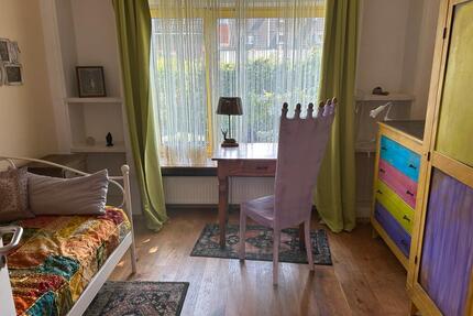 2 ruhige möblierte Zimmer in Oberbilk in 2er WG frei - Düsseldorf