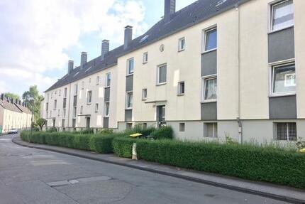 Gemütliches Appartement mit Tageslichtbad und Balkon, frei ab 01.04. - Wuppertal Gemarkung Langerfeld