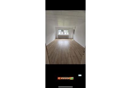 Sanierte 3,5 Zimmer EG Wohnung mit Balkon in Bestlage! - Oberhausen Alsfeld