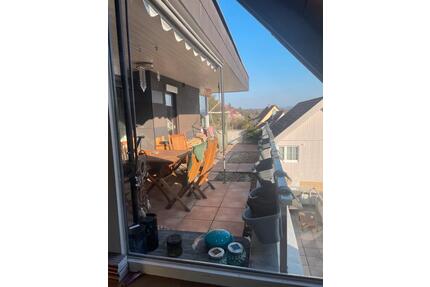 Charmantes Zimmer in Maisonette-Wohnung( Untervermietung, WG) - Tübingen