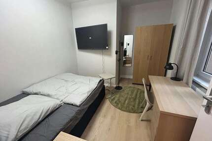 WG-Zimmer in Frankfurt am Main 655,00 € 12 m²