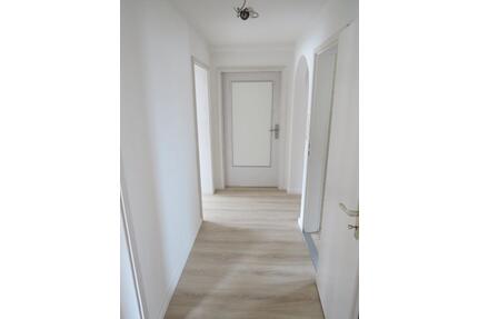 helle schöne 3 Zimmer Wohnung zu vermieten - Langenselbold