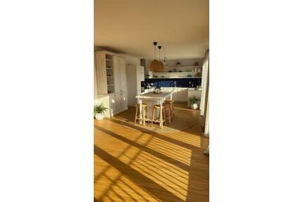 4 Zimmer + 1 Homeoffice Luxus Pur Nähe 