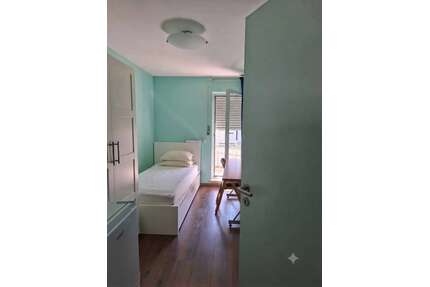 WG-Zimmer in Eching 490,00 € 9 m²