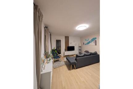 WG-Zimmer (22qm) ab 01.Juni01.Juli (5 Min vom Main und Hbf) - Frankfurt am Main Gutleutviertel