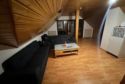 2 Zimmer Wohnung mit Balkon - 700,00&nbsp;EUR Kaltmiete, ca.&nbsp; 70,00&nbsp;m&sup2; in Solms (PLZ: 35606)