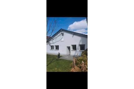 EINFAMILIENHAUS 2 ZIMMER GANZ ALLEIN FÜR SIE. - Bad Schussenried