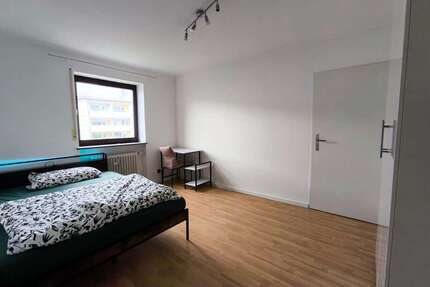 WG-Zimmer in München 800,00 € 14 m²
