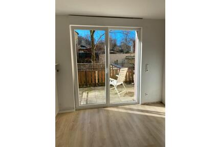 Frisch renoviert 99qm am Loh 3Zimmer plus 1 Zimmer oben am Dach - Remscheid Lüttringhausen