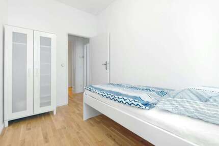 WG-Zimmer in Berlin 610,00 € 10 m²