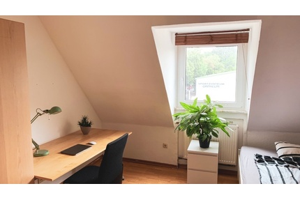 WG-Zimmer in sanierter Villa – ab 01.10. für Studenten - Darmstadt