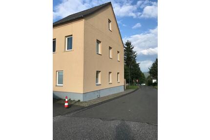 Gemütliche 2 Zimmer Wohnung - 450,00&nbsp;EUR Kaltmiete, ca.&nbsp; 55,00&nbsp;m&sup2; in Malborn (PLZ: 54426)