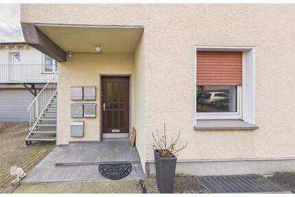 Renovierte 2,5-Zimmer-Erdgeschosswohnung in Uni-Nähe – Essen