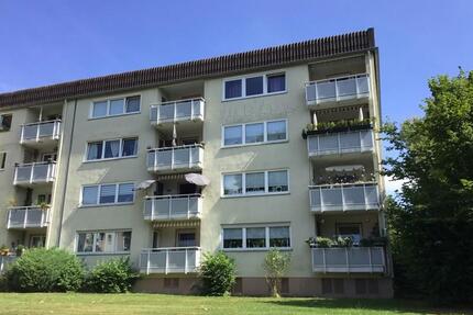 Renovierte 3-Zimmer Wohnung mit Balkon wartet auf nette Familie! - Essen Stadtbezirk VII