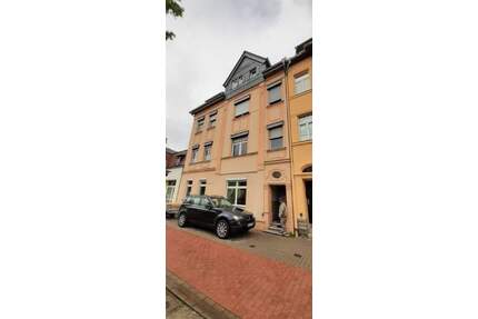 Große 3-Zimmer Wohnung - 449,00&nbsp;EUR Kaltmiete, ca.&nbsp; 80,00&nbsp;m&sup2;&nbsp;Wohnfl&auml;che in Bernburg (PLZ: 06406)
