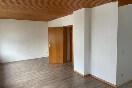 Charmante 1-Zimmer Wohnung in Altbau, teilmodernisiert - Bielefeld Schildesche