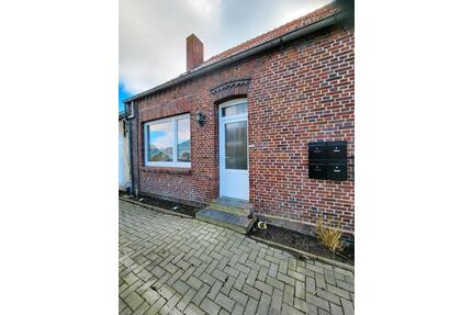 zentrales WG-Zimmer - 395,00&nbsp;EUR Kaltmiete, ca.&nbsp; 50,00&nbsp;m&sup2; in Wittmund (PLZ: 26409)