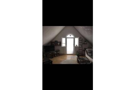 2 Zimmer DG-Wohnung in Niedrigenergiehaus, Warburg