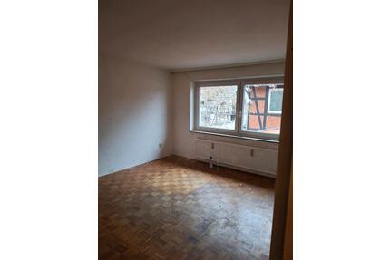 Interessante 2 Zimmer Wohnung , 2 Monate mietfrei - Wolfsburg Ehmen